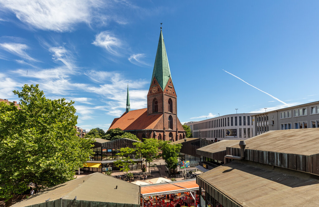 kieler_altstadt_altermarkt mit nikolaikirche