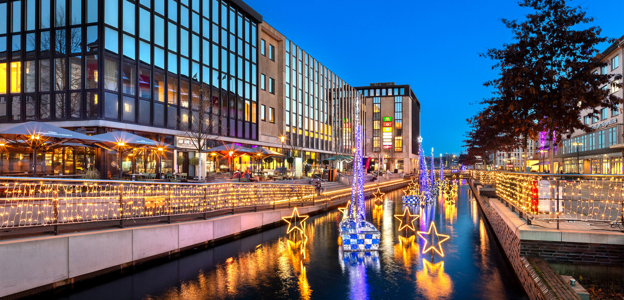 header_holstenfleet_winterbeleuchtung_02